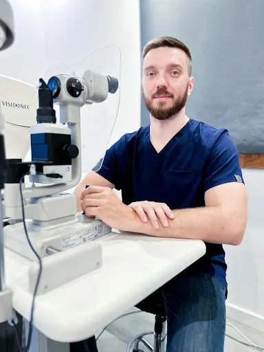 Okulista lek. Bartosz Potrzebowski Toruń